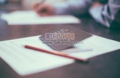 出鏡記者現(xiàn)場(chǎng)報(bào)道的場(chǎng)面駕馭